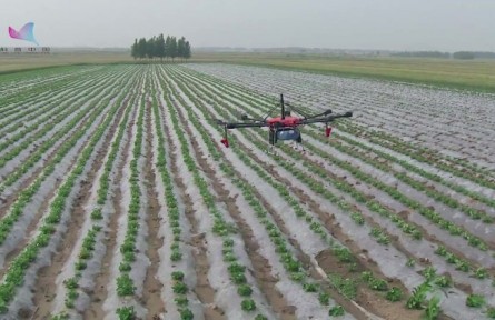 小型無人植保飛機